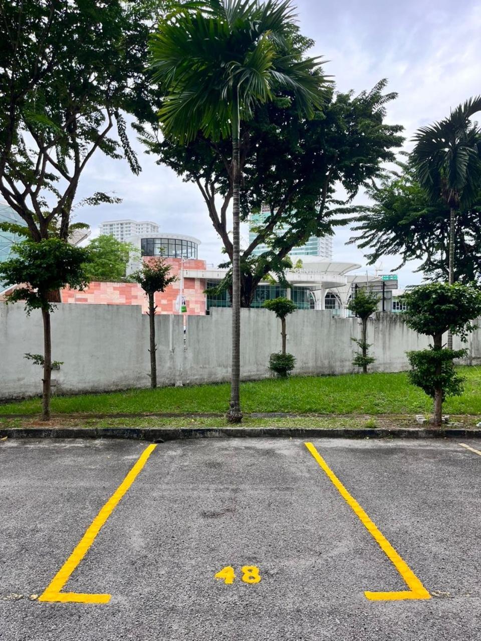 Spice Tunas 3B2B House Bayan Lepas Bagian luar foto